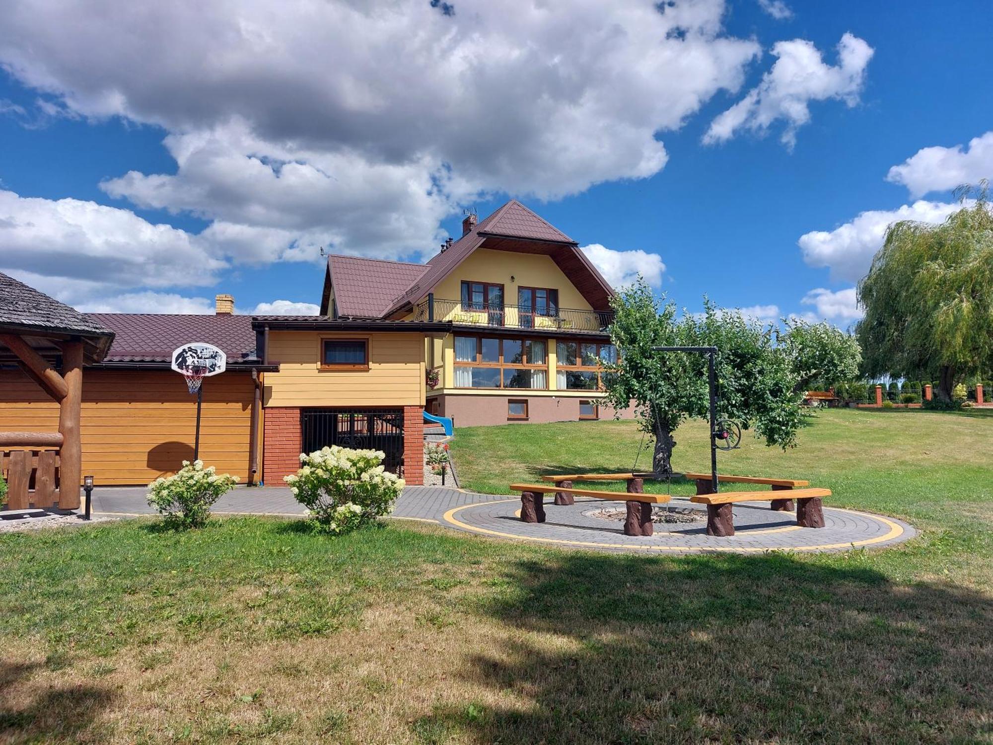 Agroturystyka Żubrówka Exterior foto